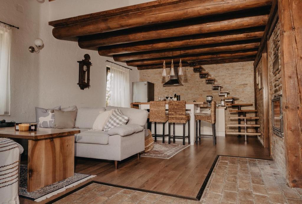 Honey Home Bistriţa Exteriér fotografie