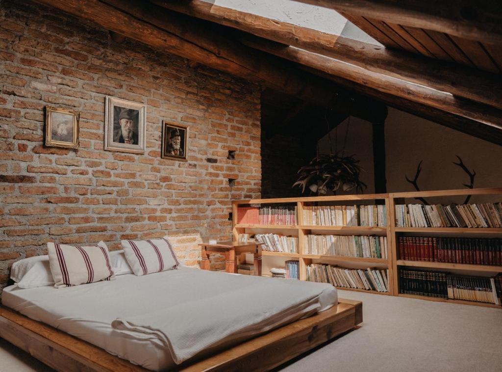 Honey Home Bistriţa Exteriér fotografie